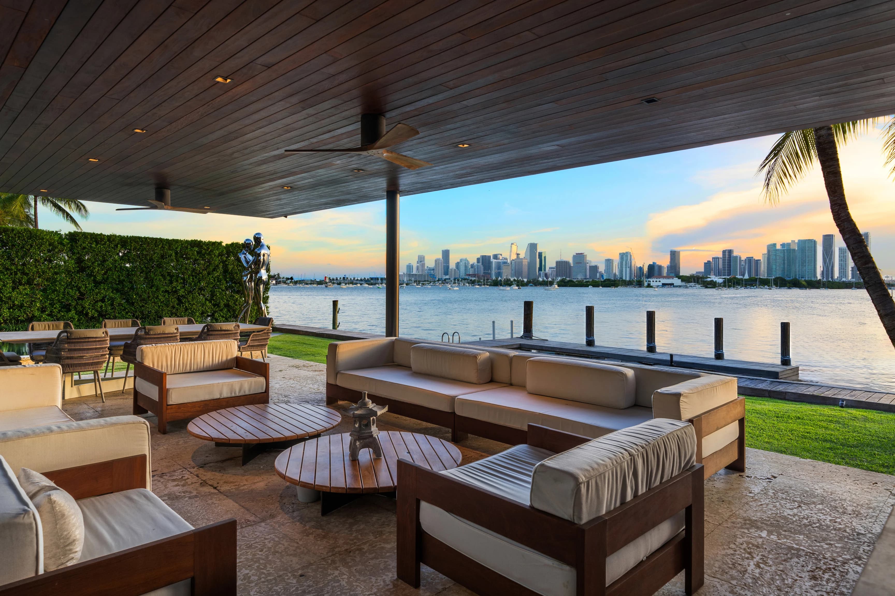 126 W San Marino Drive - Image 4