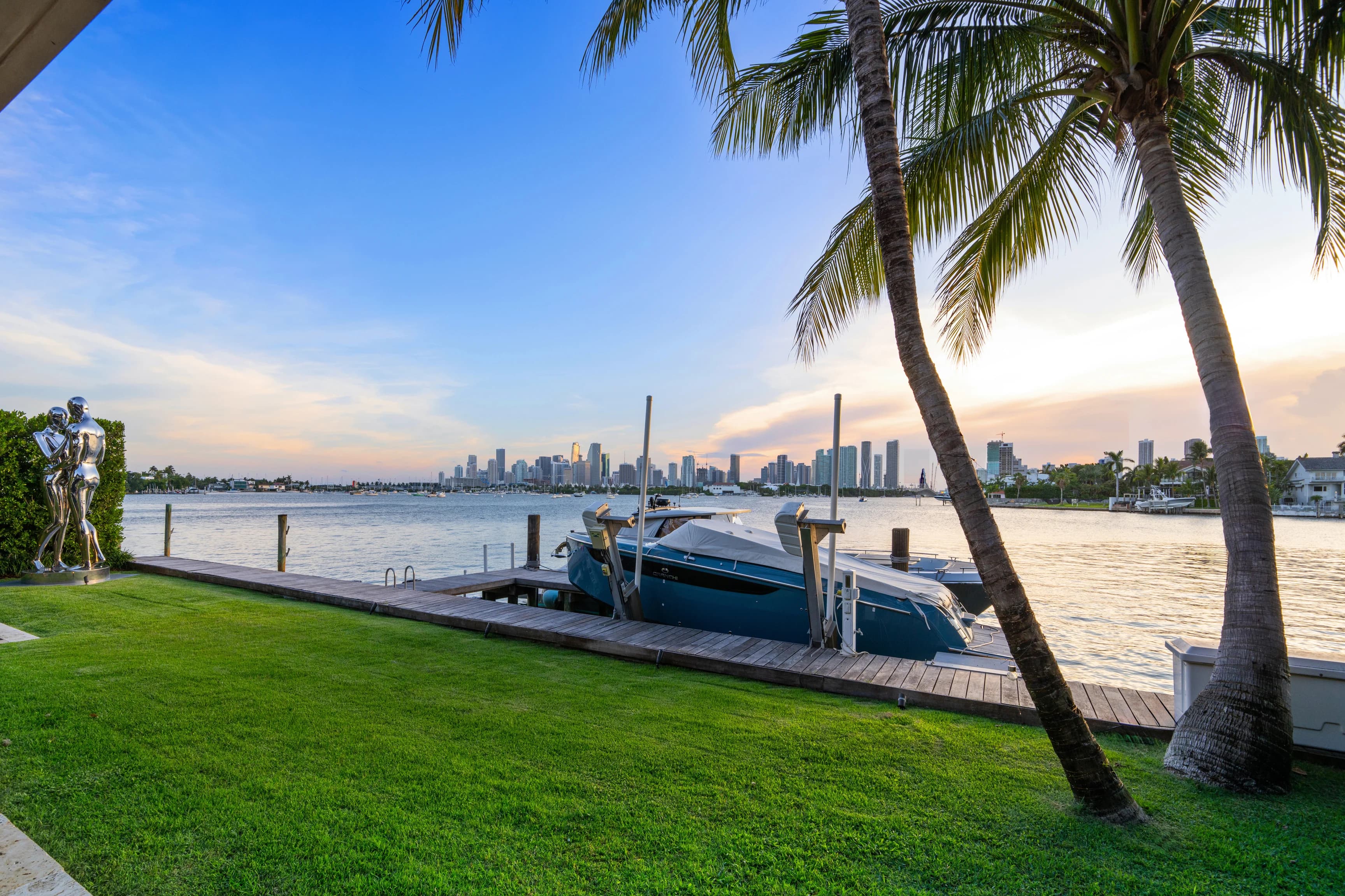 126 W San Marino Drive - Image 5